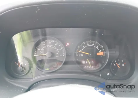 2017 Jeep Compass Sport 4X4 z USA, uszkodzony, nr VIN 1C4NJDBB6HD138171